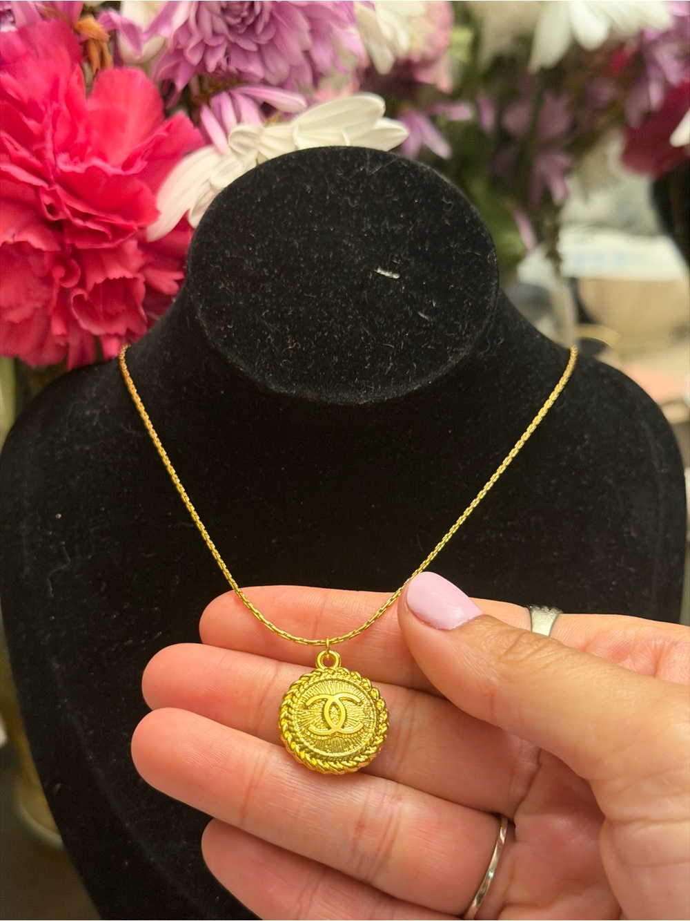 CC charm on Gold stainless steel gold Necklace - Picture 2 of 6